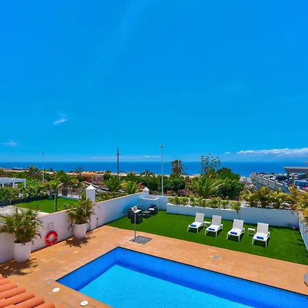 Espectacular Aurora By Paramount Holidays