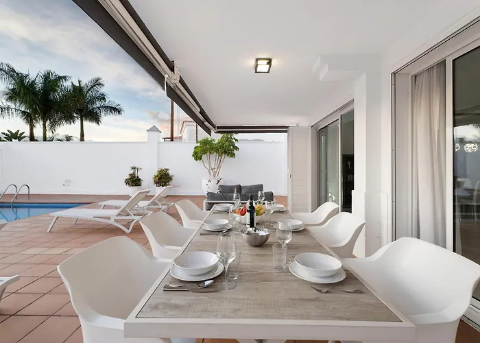 Espectacular Aurora By Paramount Holidays *