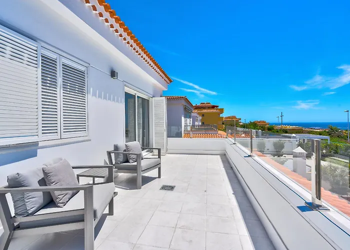 Espectacular Aurora By Paramount Holidays * Puerto de Santiago (Tenerife)