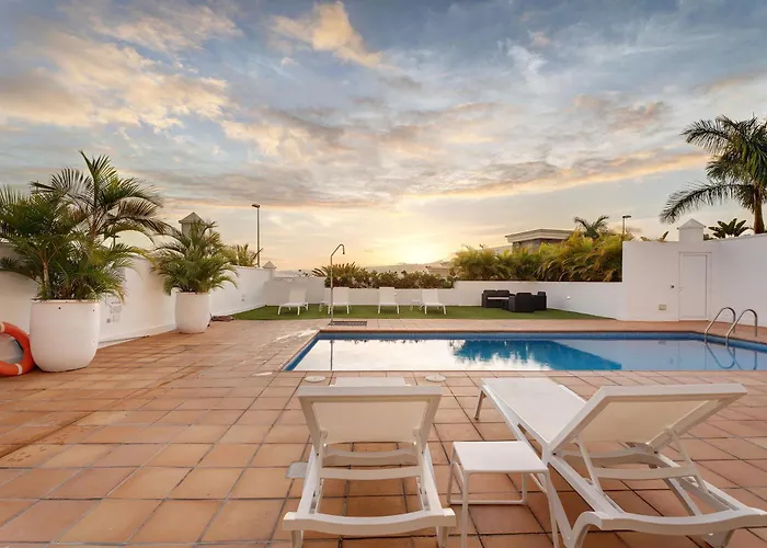 Espectacular Aurora By Paramount Holidays Villa *