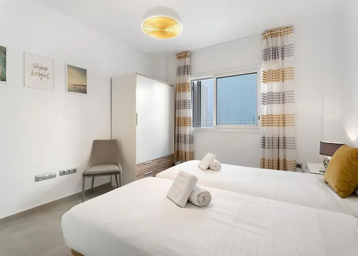 Espectacular Aurora By Paramount Holidays * Puerto de Santiago (Tenerife)